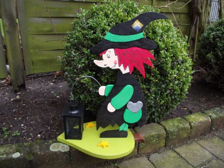 eine lausige hexe esmeralda