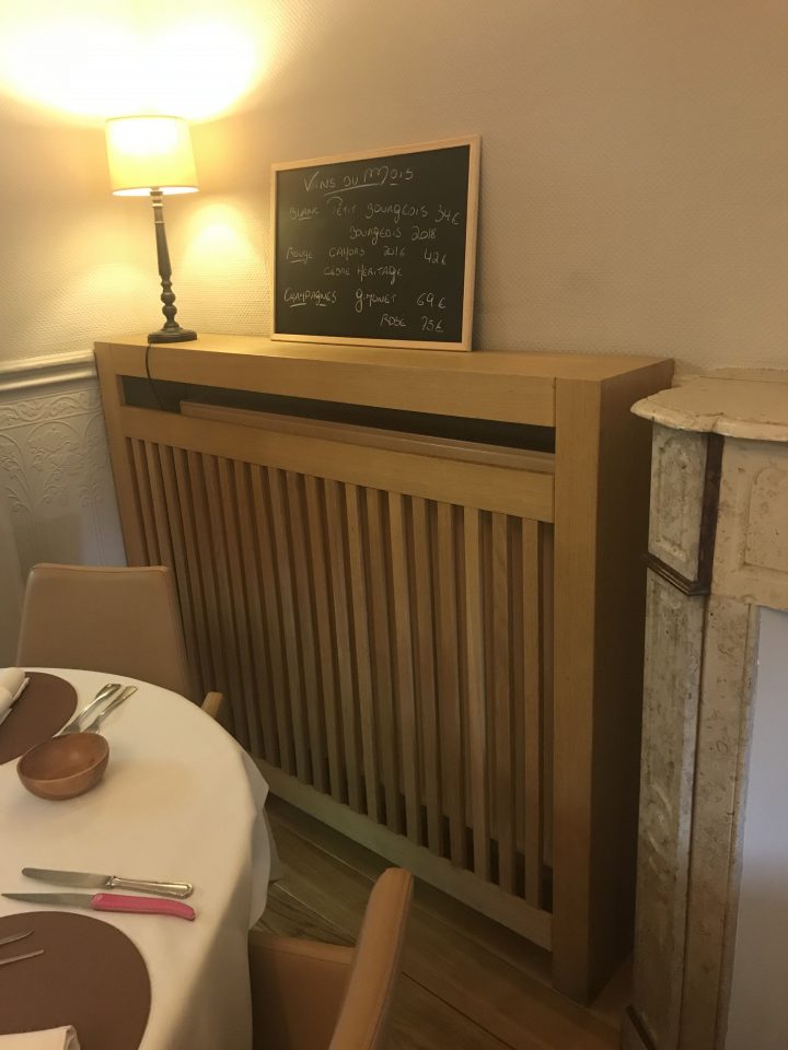 peut on mettre un meuble au dessus d’un radiateur