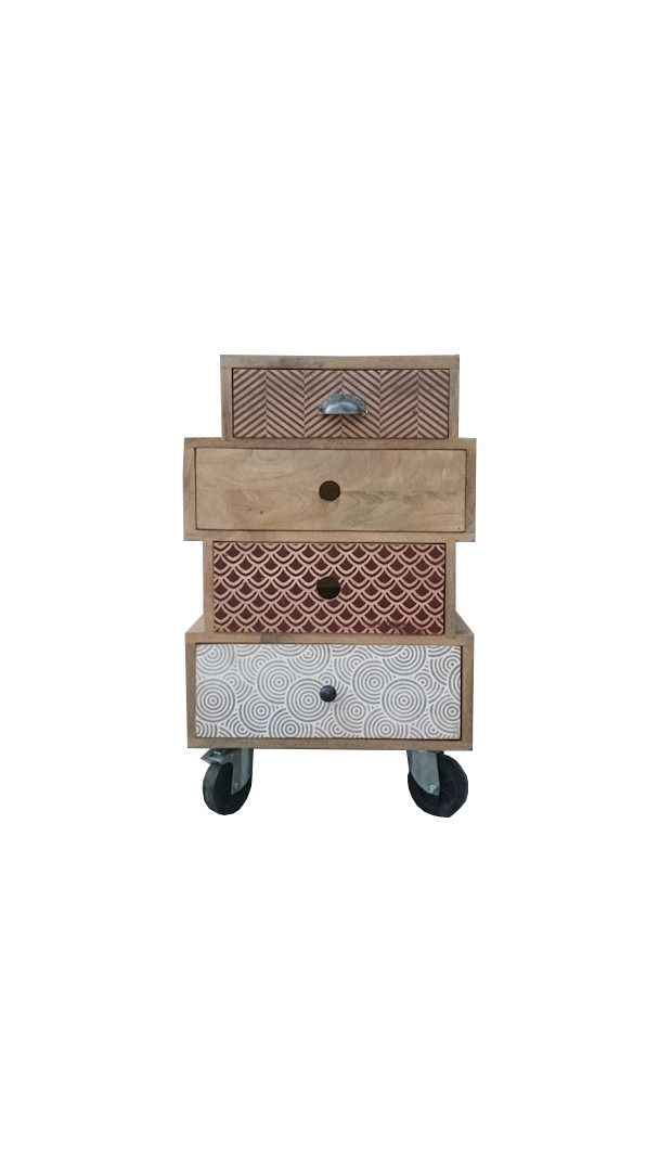 petit meuble d’appoint à roulettes