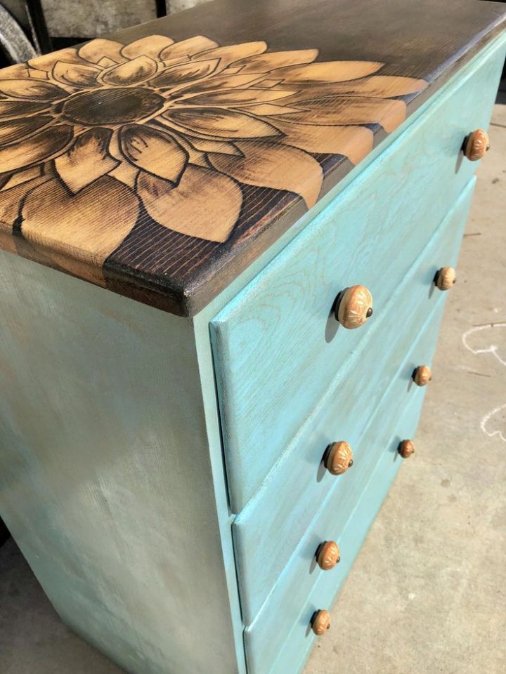 meuble en papier mâché