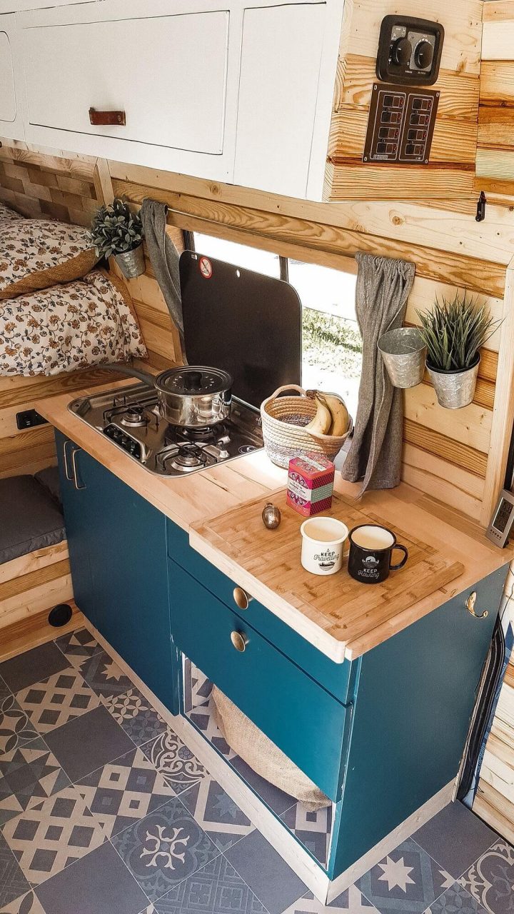 meuble pour fourgon aménagé