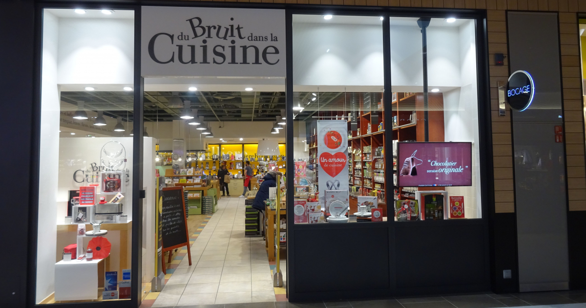 du bruit.dans la cuisine