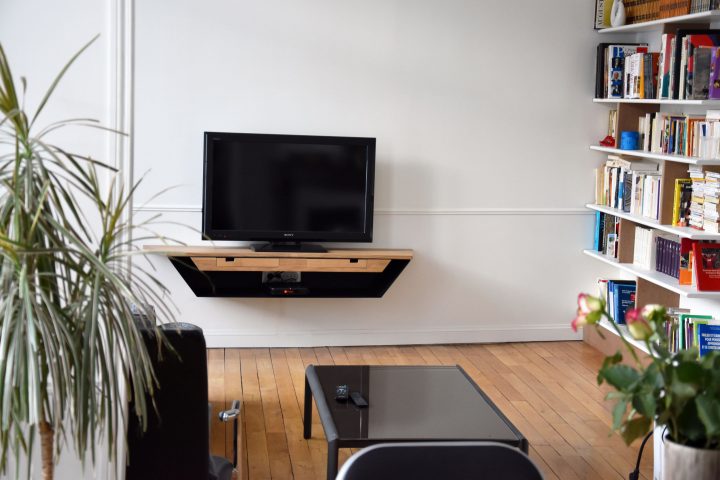 meuble suspendu pour tv