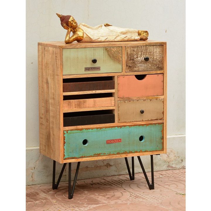 meuble plein de tiroir