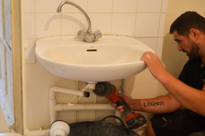 faire fouiller meuble salle de bain