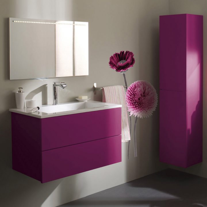 meuble violet salle de bain
