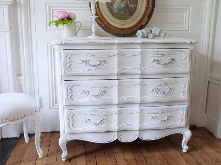 patiner un meuble en blanc vieilli patiner un meuble en blanc vieilli