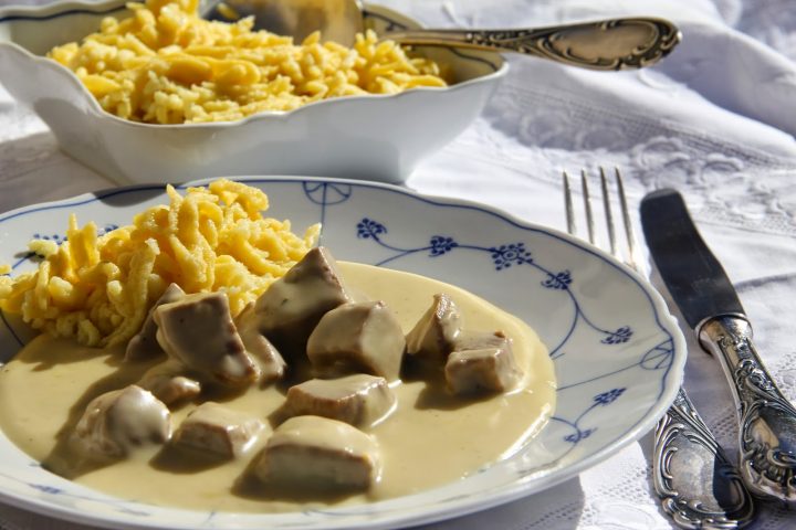eingemachtes kalbfleisch schwäbisch