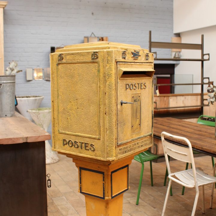 boite aux lettres immeuble ancien