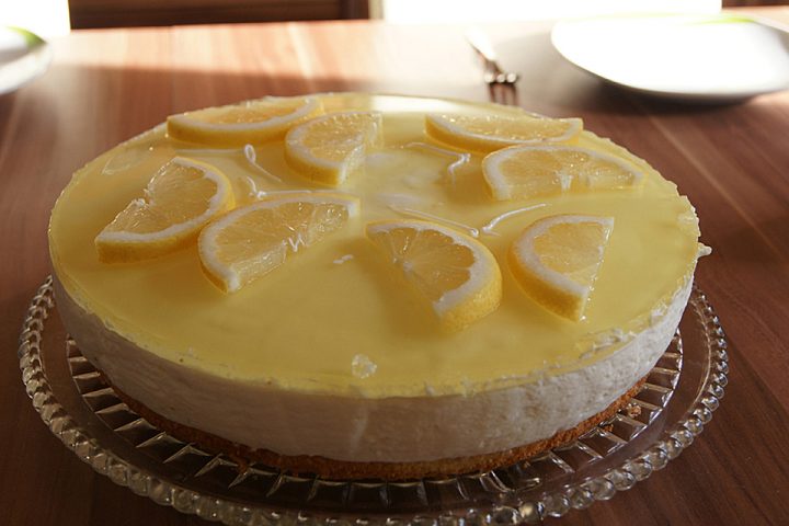 einfache zitronen joghurt torte