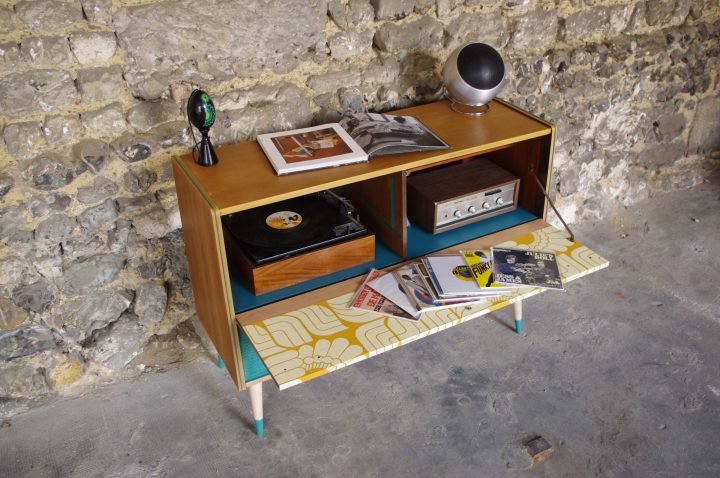 meuble hi fi grundig