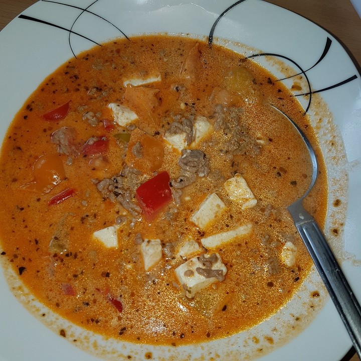 paprika-hack-pfanne mit kartoffeln