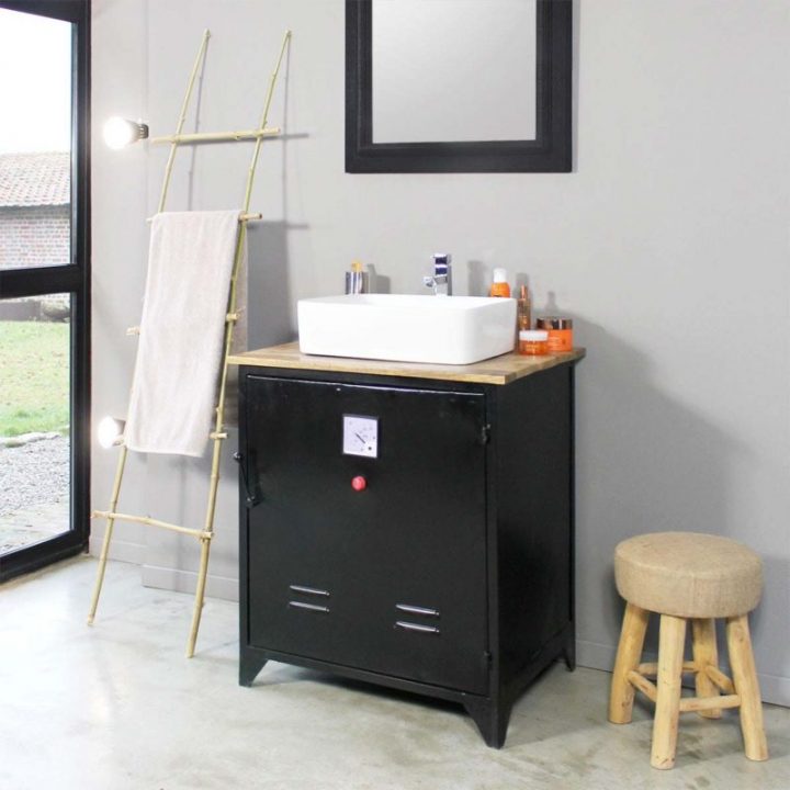 11 Meubles Industriels Pour La Salle De Bains destiné Meuble Salle De Bain Metal 11 Meubles Industriels Pour La Salle De Bains destiné Meuble Salle De Bain Metal