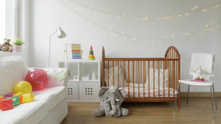 15 Diy Pour Décorer La Chambre De Bébé – Magicmaman encequiconcerne Idée Déco Chambre Bébé À Faire Soi Même