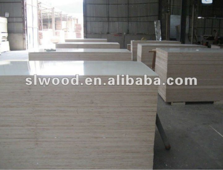 18.5Mm Résistant Au Feu Noir Noyer Contreplaqué Stratifié pour Revetement Mural Stratifié Mélaminé À Haute Pression