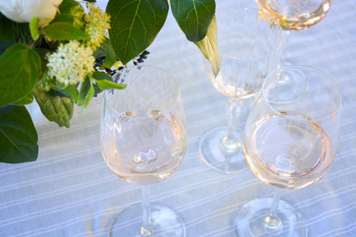 4 Vins Rosés Pour Fêter Le Printemps – Mlle Boit Du Rouge destiné Chambrer Le Vin