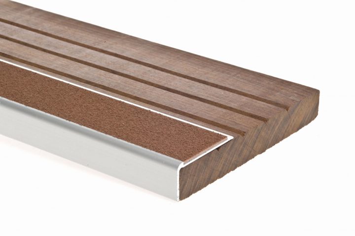 58 Meilleur De Stock De Nez De Marche Terre Cuite à Nez De Marche En Terre Cuite