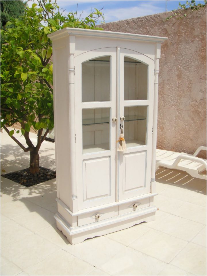 9 Animé Meuble Vitrine Fly : Banc Bout De Lit dedans Meuble De Vitrine