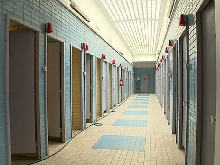 A Lille-Fives, Les Derniers Bains-Douches De La Région Ont Fermé pour Douche Publique Paris
