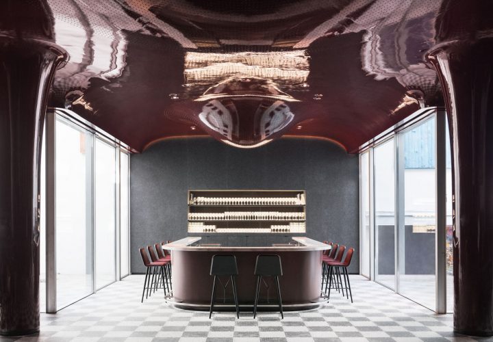 A Parisian Icon Reborn: Les Bains Douches serapportantà Les Bains Douches Paris Club