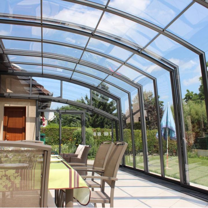 Abri De Terrasse Rétractable Topaz En Forme De Véranda Et dedans Abri De Terrasse Retractable