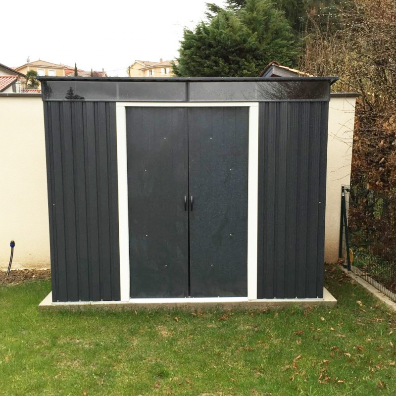 Abri En Métal Anthracite Avec Skylight 4,33M² Duramax concernant Abri De Jardin Métallique