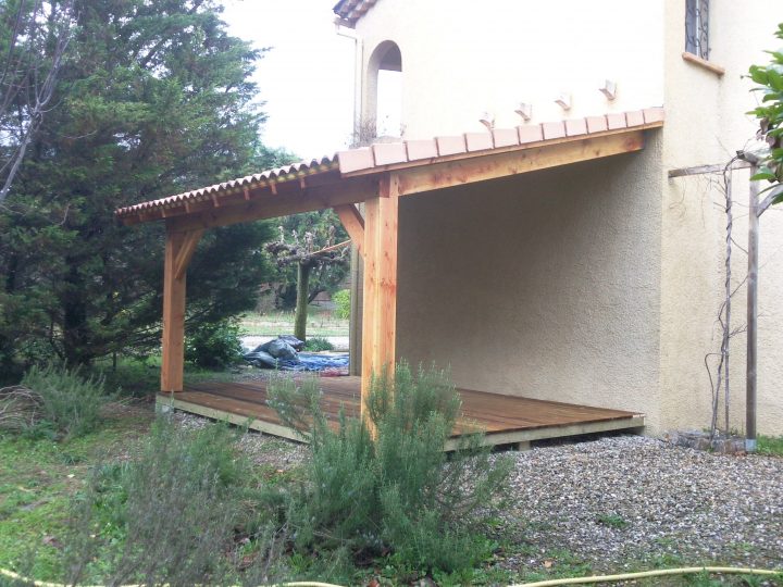 Abris – Boiseco Construction – Maisons A Ossature Bois encequiconcerne Construire Auvent De Terrasse En Bois