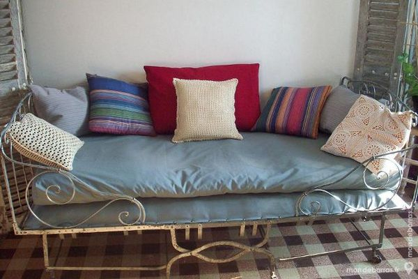Achetez Lit Banquette Pliant Occasion, Annonce Vente À pour Lit Banquette Fer Forgé Conforama Achetez Lit Banquette Pliant Occasion, Annonce Vente À pour Lit Banquette Fer Forgé Conforama