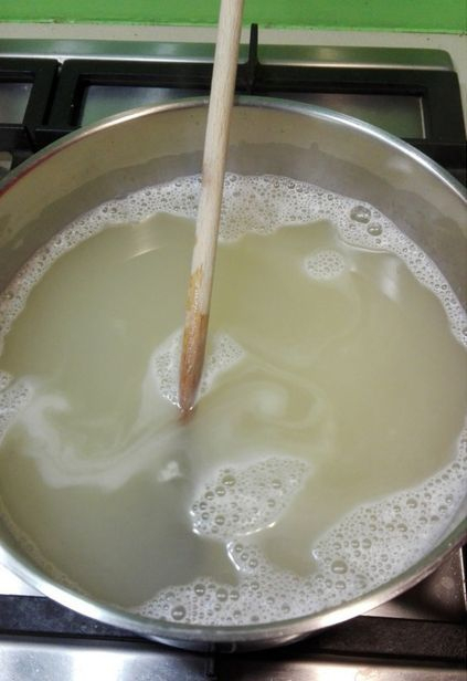 Afin De Faire Quelques Petites Économies, Et Vu Le Prix concernant Faire Son Gel Douche Solide