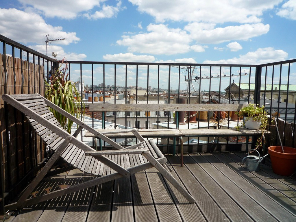 Anciennes Chambres De Bonnes Avec Terrasse À Vendre Paris 10E concernant Achat Chambre De Bonne Paris