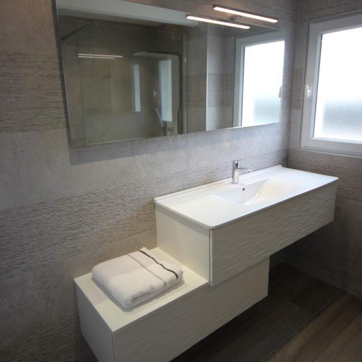 Anna Idées Meubles Salle De Bains Modulables | Atlantic Bain tout Meuble Salle De Bain Décalé