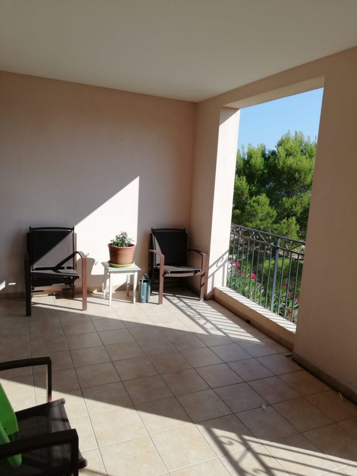 Appartement À Vendre – Golf De Pont Royal – Lecoingolf concernant Meuble Pont Royal