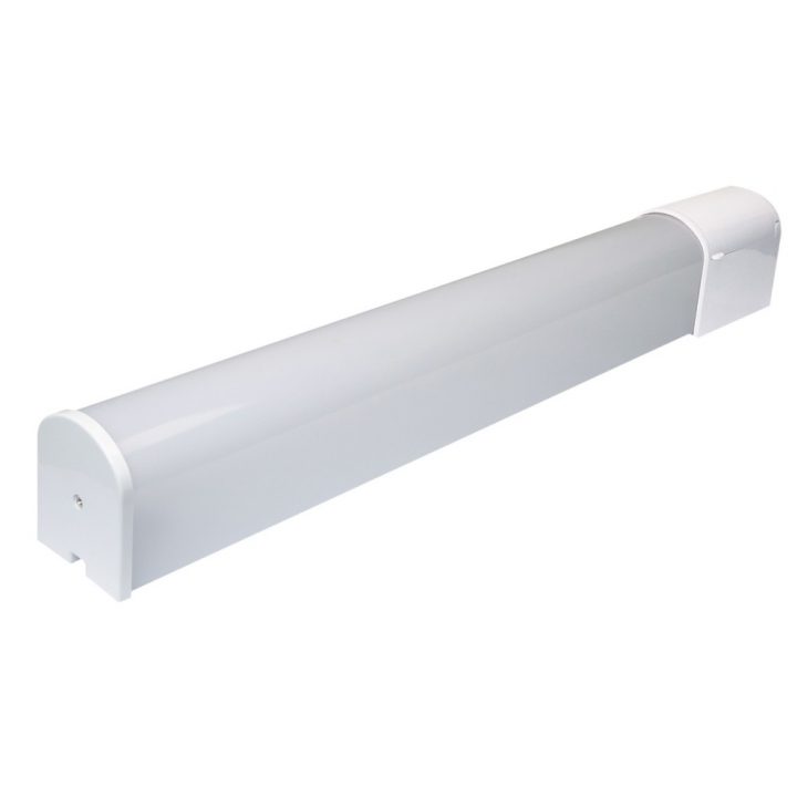 Applique Led Tibelec Spécial Salle De Bain Ip44 750Lm 9W Avec Prise 2P+T encequiconcerne Néon Salle De Bain