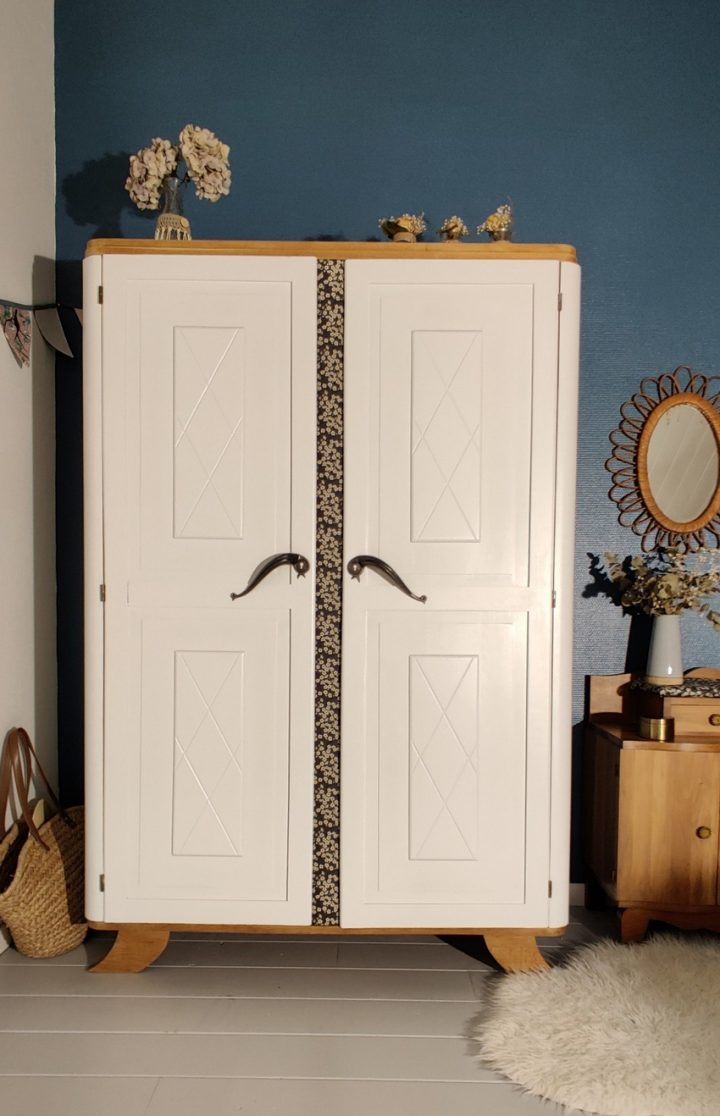 Armoire Vintage Auriane -Restauration De Meubles Vintage dedans Meuble Vintage Nantes