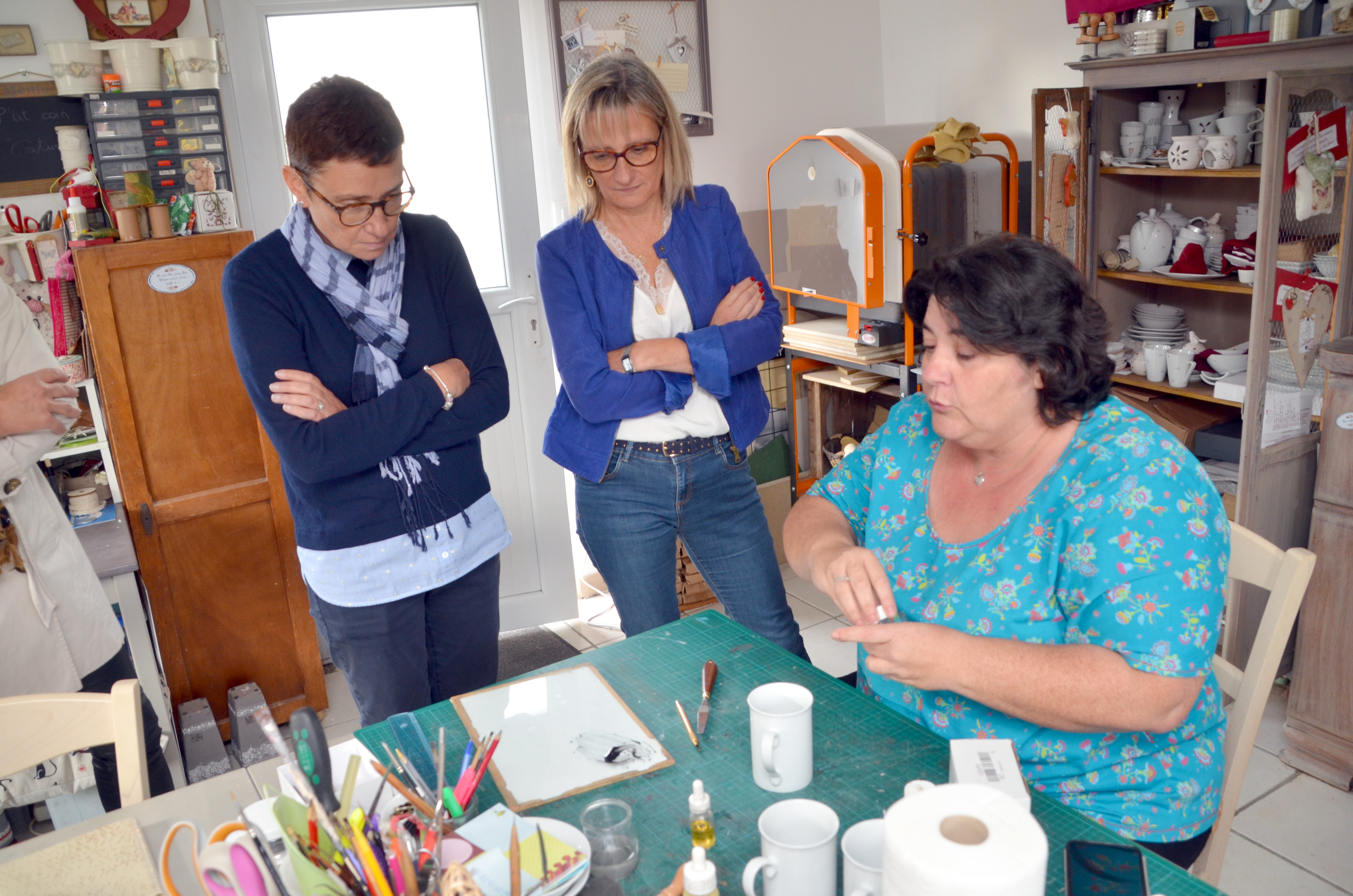 Artisanat: La Présidente De La Chambre Des Métiers En Visite pour Chambre Des Metiers Poitiers