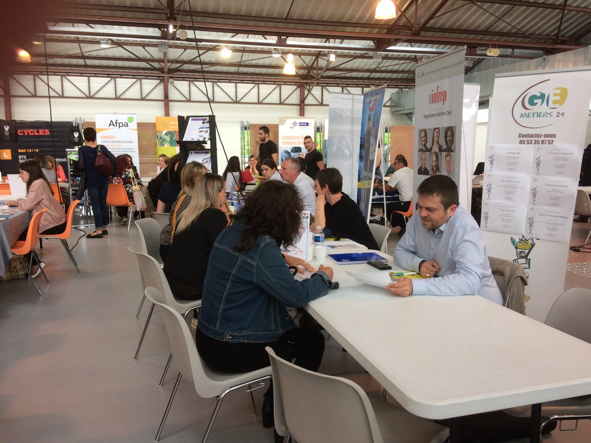 Artisanat24 On Twitter: &quot;@cfaartisanat24 Et @artisanat24 intérieur Chambre Des Metiers Perigueux