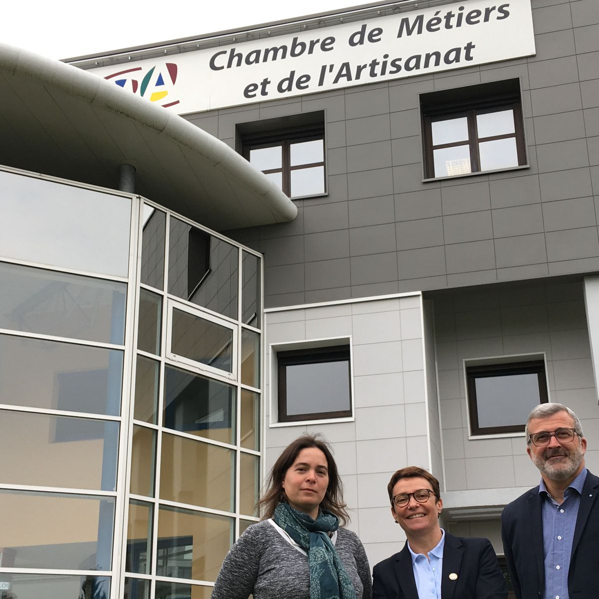 Artisans Et Apprentissage Dans La Vienne : Jamais L'un Sans intérieur Chambre Des Metiers Poitiers