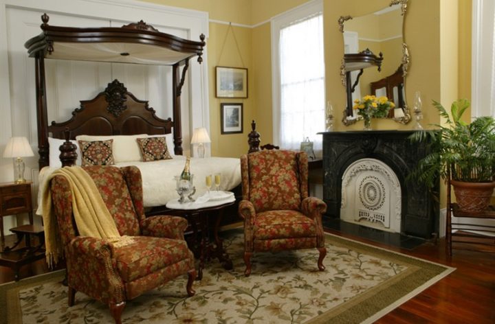 Ashton'S Bed And Breakfast In New Orleans, Louisiana | B&B destiné Bed And Breakfast Nouvelle Orléans