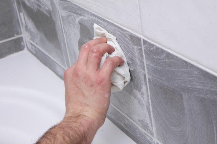 Astuces Pour Nettoyer Les Joints De Carrelage – Grands à Comment Nettoyer Les Joints De Douche