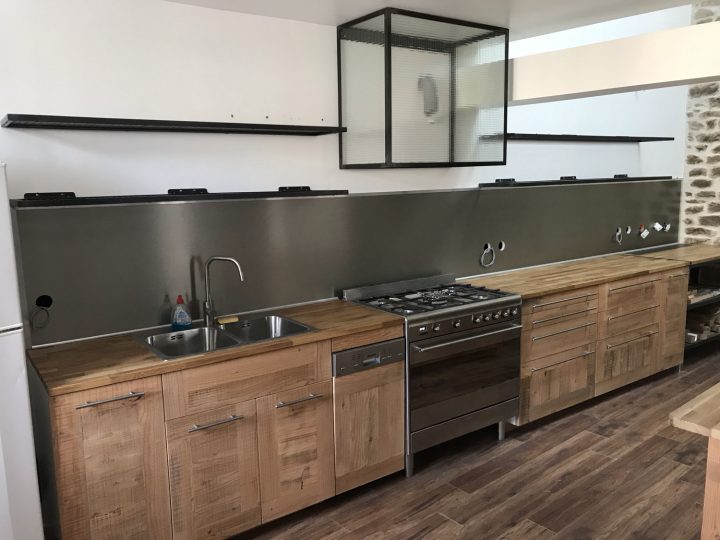 Atelier Brio Creation Meuble Industriel Metal Bois Sur dedans Meuble Tv Industriel Ikea