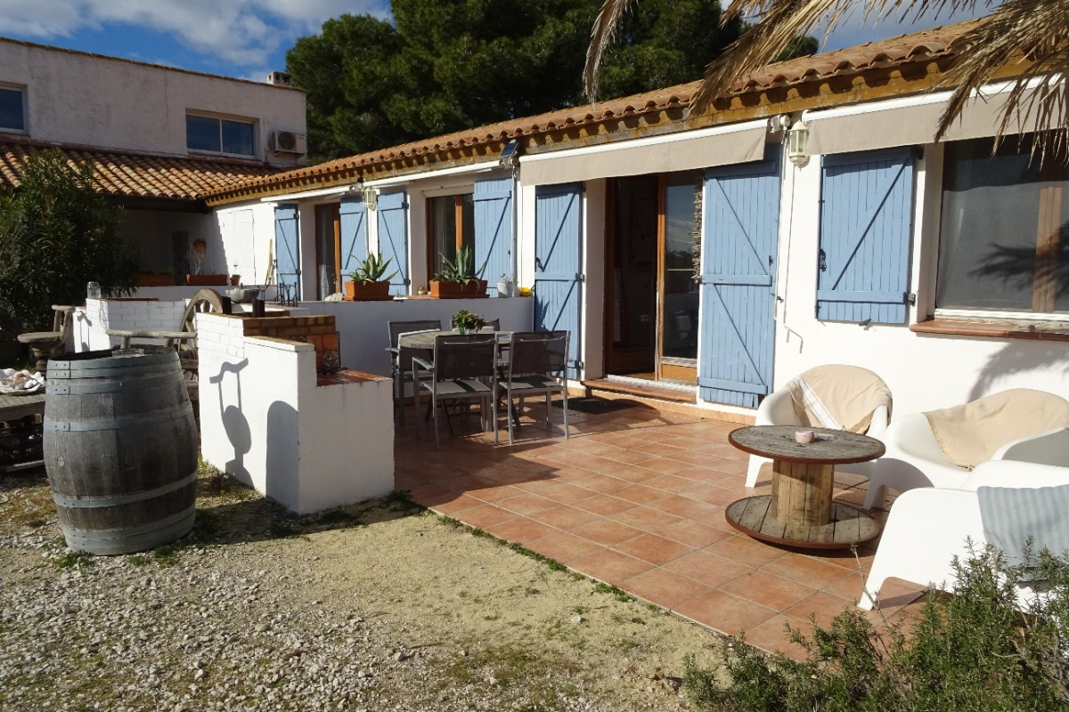 Au Coeur D'un Mas Camarguais, Maison Mitoyenne 40 M2 , 4 intérieur Chambre D Hote Sainte Marie De La Mer