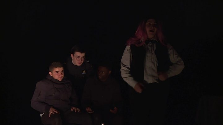 "au Pied De La Lettre" – Chambre De Métiers Et De L'artisanat Du Val D'oise  Cergy – Grp7 à Chambre Des Metiers Cergy