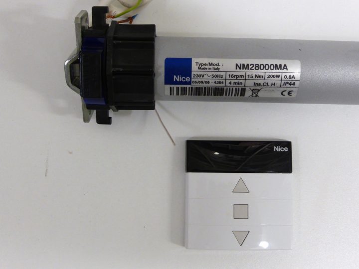 Baignoire #bain #douche #paroi #pour #salle Paroi De Douche avec Colonne De Douche Pour Baignoire