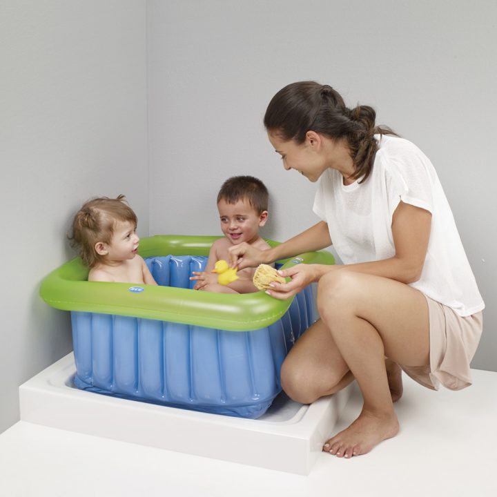Baignoire Bébé Gonflable Pour Espace Douche 60X60Cm dedans Baignoire Bebe Pour Douche