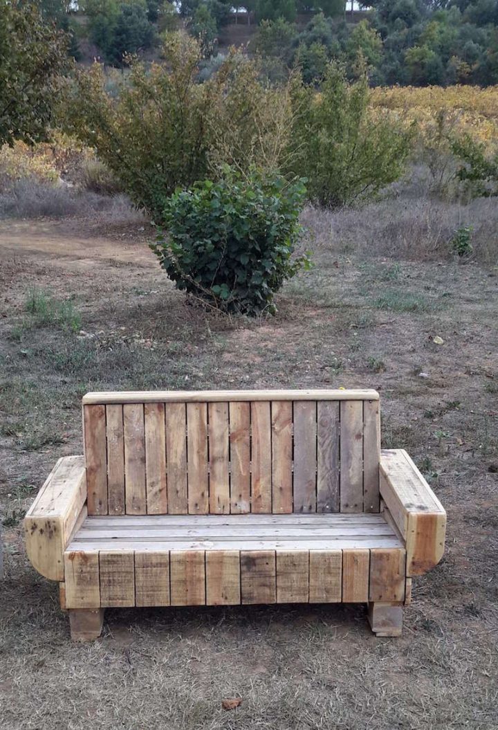 Banc En Palette Diy : Apprenez Comment Faire Un Banc En encequiconcerne Plan Salon De Jardin En Palette Pdf