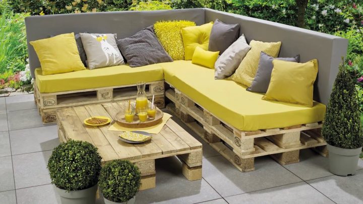 Banc Lounge Et Table En Palettes – Etape Par Étape – Pour Les Makers concernant Fabriquer Meubles Jardin Avec Des Palettes