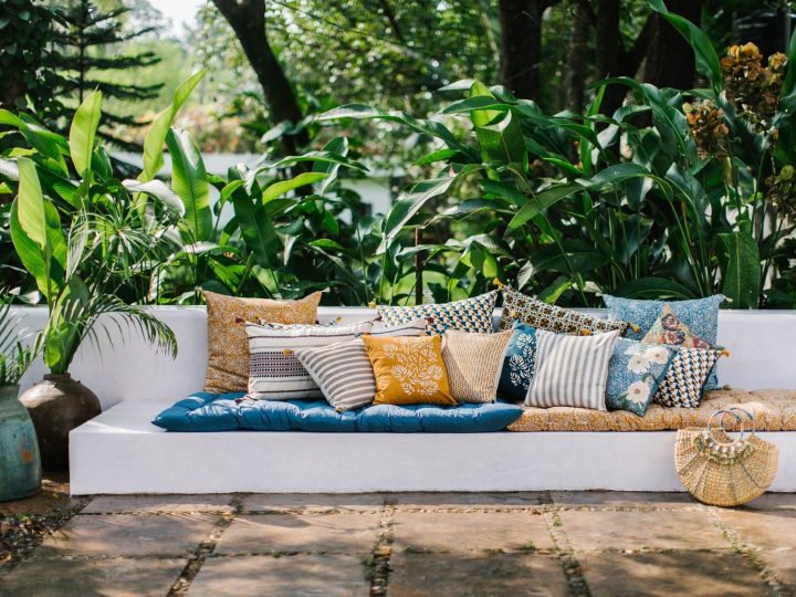 Banquette En Chaux Terrasse | Décoration De Terrasse intérieur Chaux Jardin Banquette En Chaux Terrasse | Décoration De Terrasse intérieur Chaux Jardin