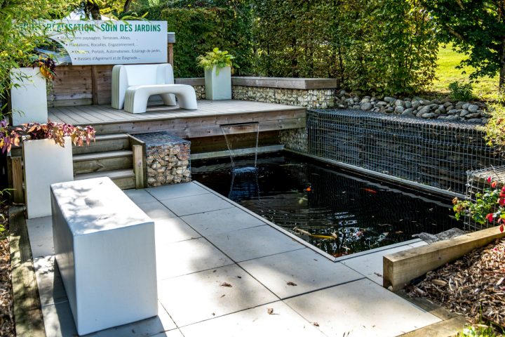 Bassin Et Fontaine | Rebeyrol : Aménagement Et Entretien destiné Fontaine A Eau De Jardin