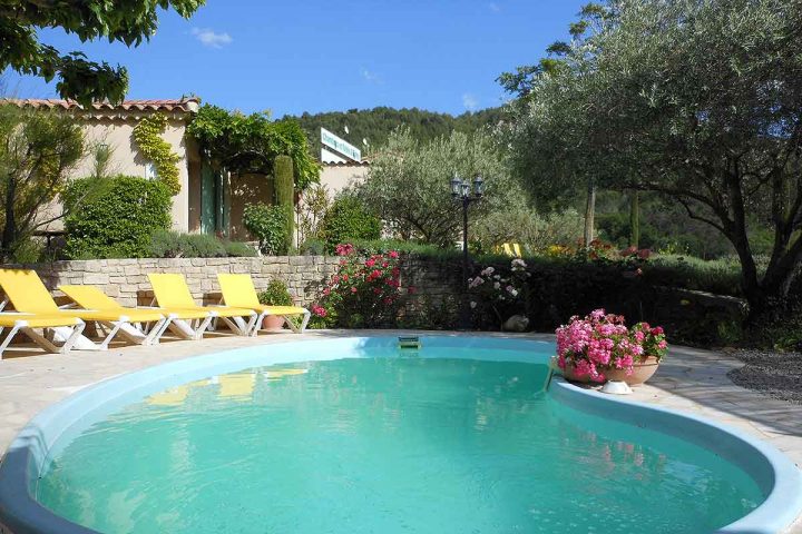 B&b Le Grand Jardin : Chambres D'hôtes De Charme En Provence concernant Chambres D Hotes Beaumes De Venise