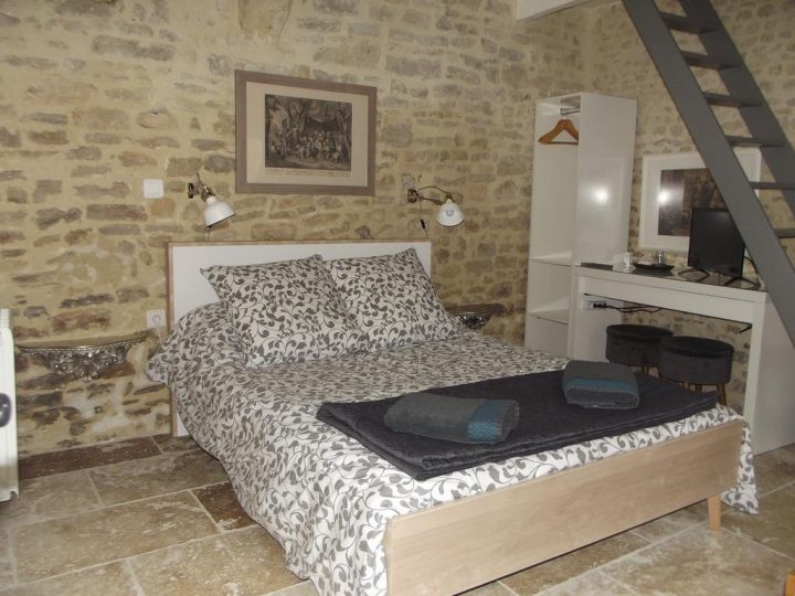 Bed And Breakfast Chambre D´hote En Famille, Bayeux, France tout Chambre D Hote Port En Bessin